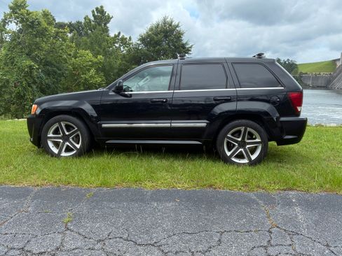 Used 2007 Jeep Grand Cherokee SRT8 w/ SRT Option Group I image 9