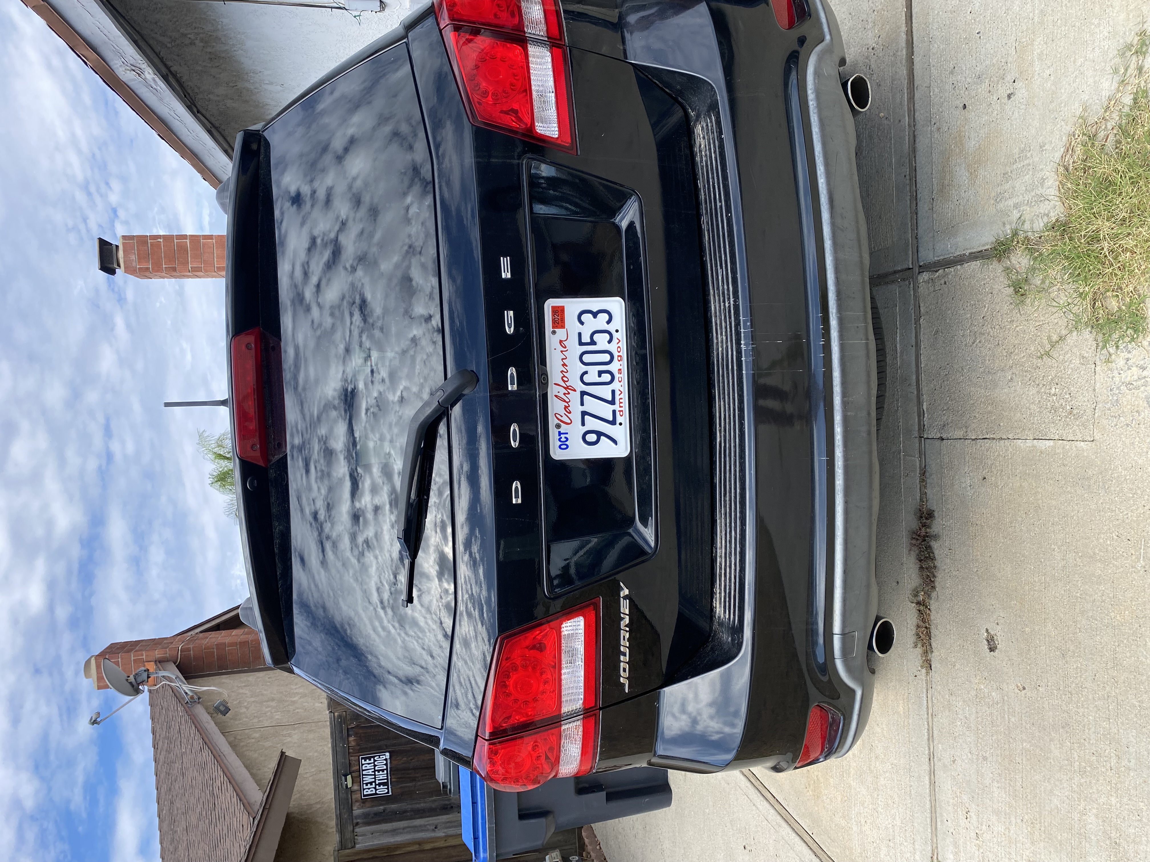Used 2019 Dodge Journey SE w/ Blacktop Package FWD image 8