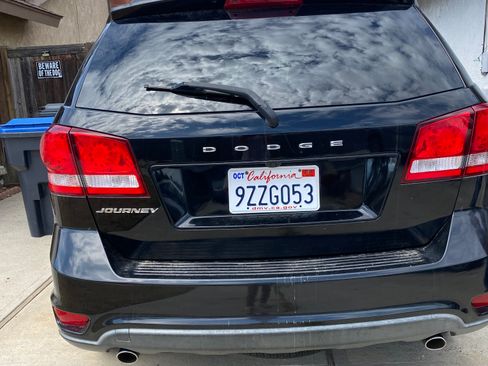 Used 2019 Dodge Journey SE w/ Blacktop Package FWD image 8