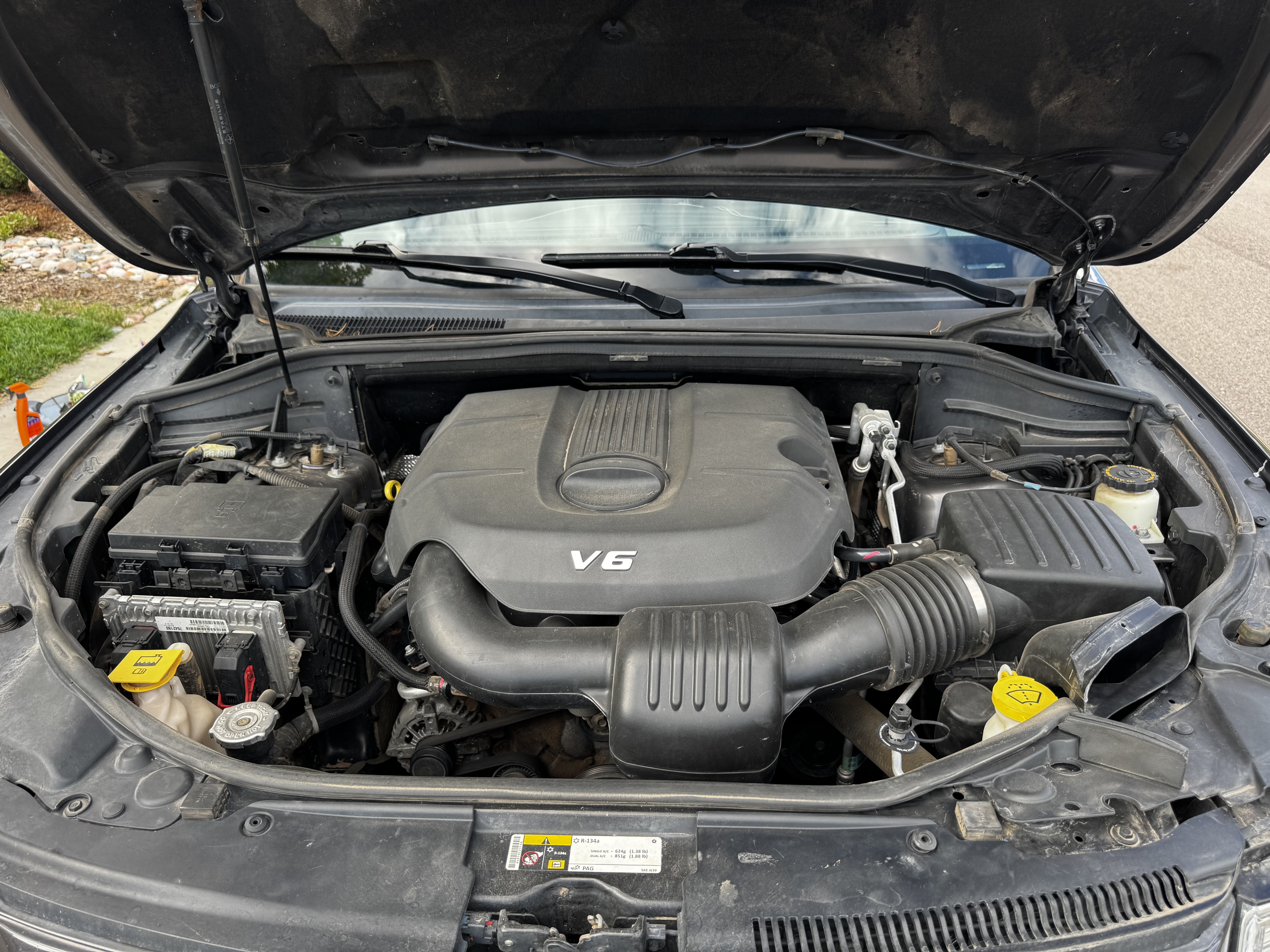 Used 2014 Jeep Grand Cherokee Overland AWD/4WD image 27