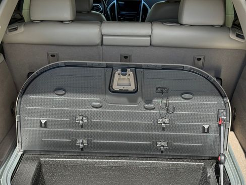 Used 2016 Cadillac SRX Luxury w/ Driver Assist Package image 19