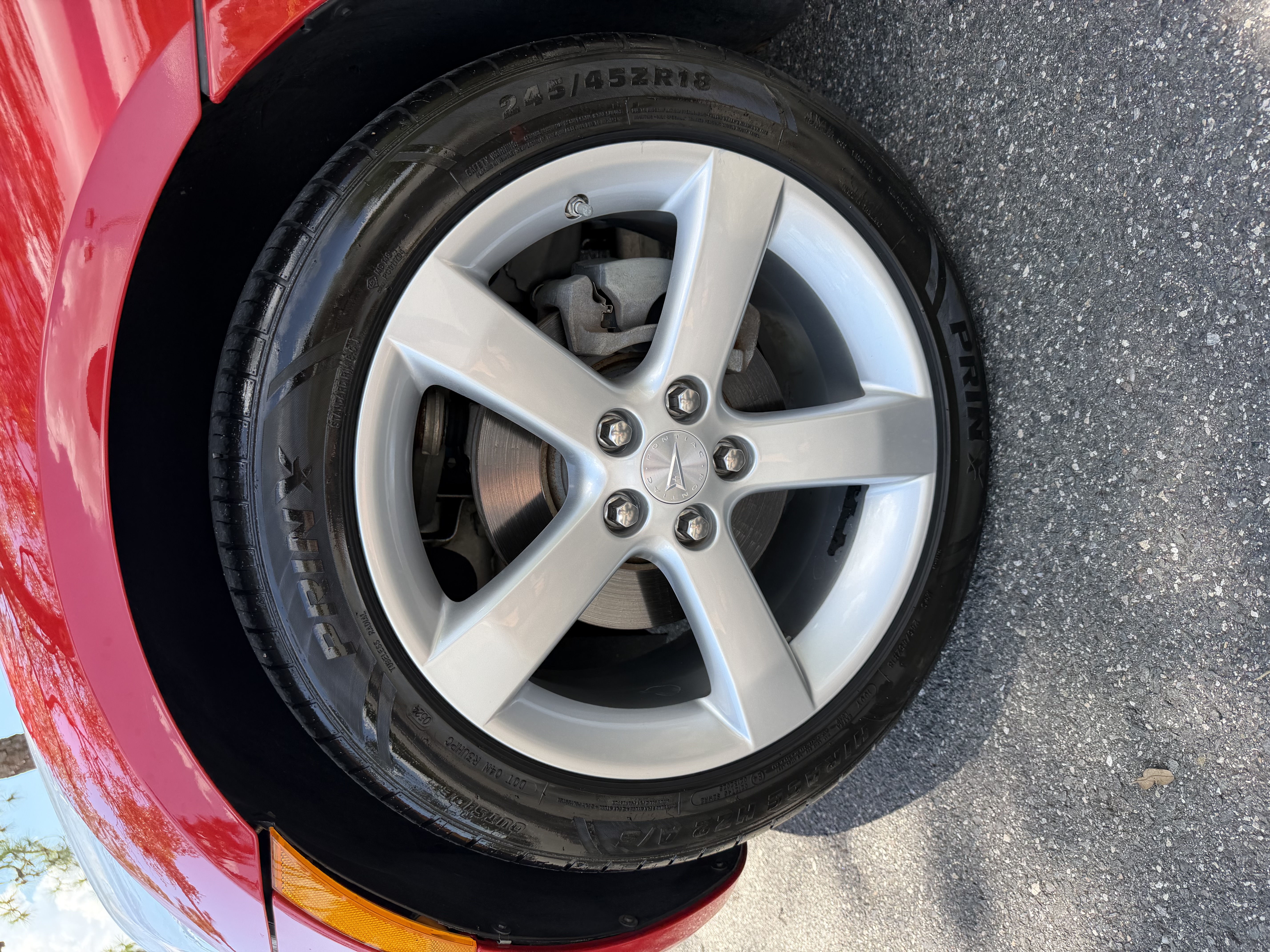 Used 2008 Pontiac Solstice Convertible w/ Premium Package RWD image 5