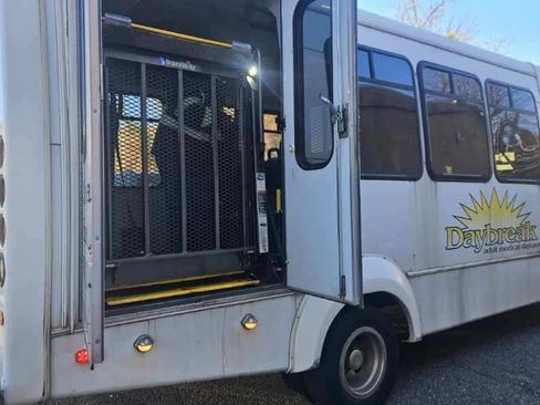 Used 2016 Ford E-450 and Econoline 450 Super Duty w/ Shuttle Bus Prep Package image 9