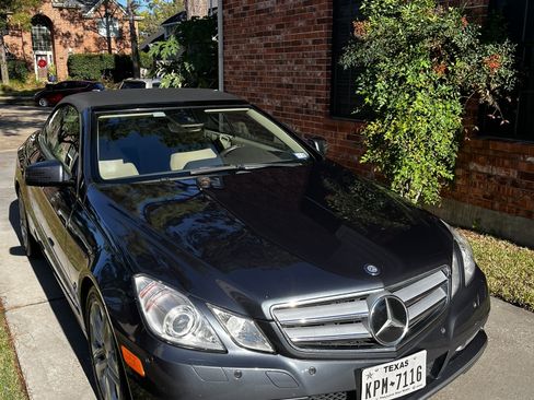 Used 2011 Mercedes-Benz E 350 Cabriolet image 5