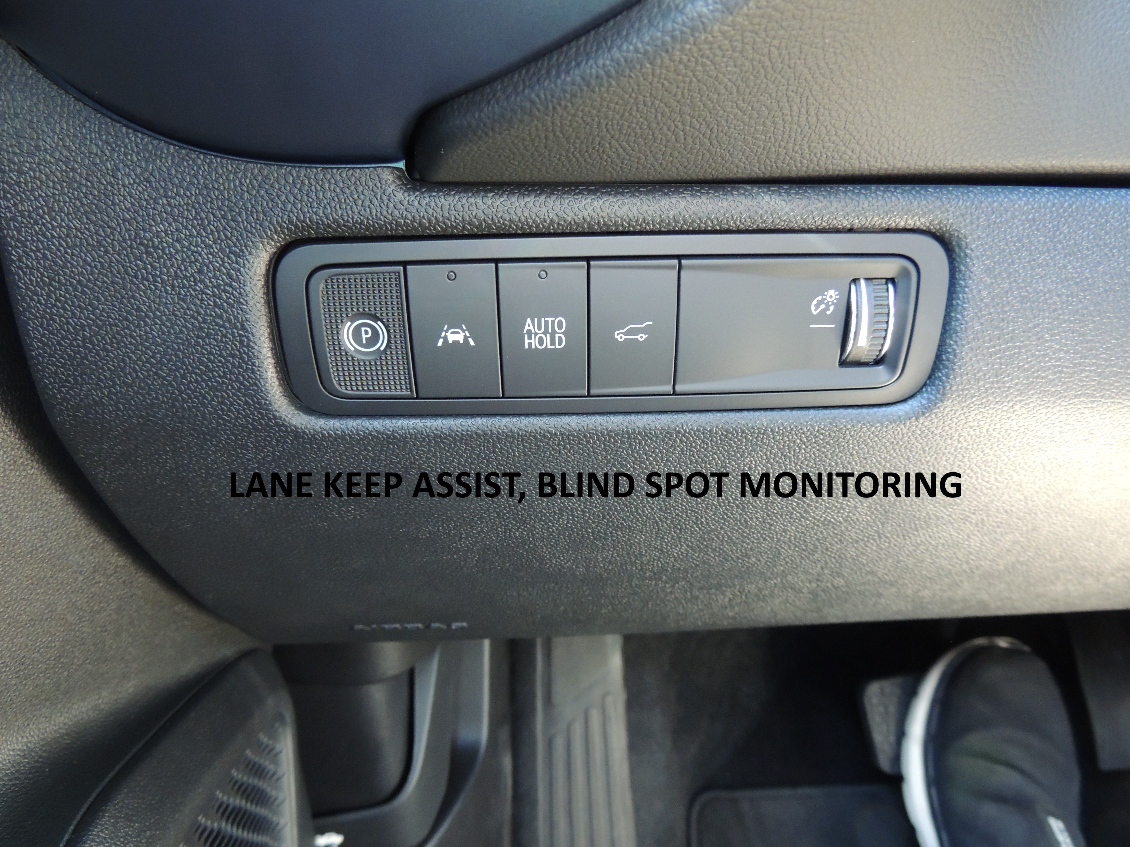 Used 2025 Chevrolet Equinox EV LT w/ Convenience Package II FWD image 23