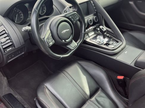 Used 2017 Jaguar F-TYPE Coupe image 17