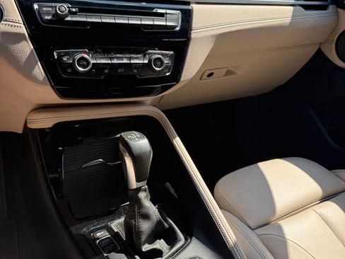 Used 2018 BMW X2 sDrive28i w/ M SportX Package FWD image 11