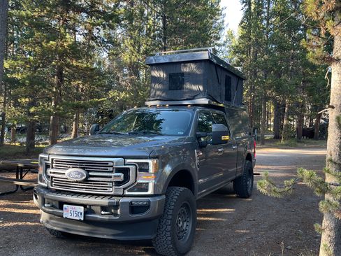 Used 2022 Ford F350 Limited image 12