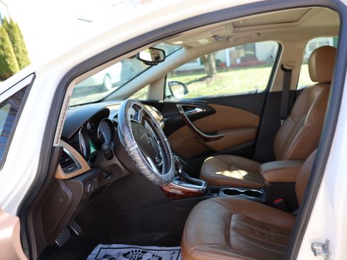 Used 2013 Buick Verano Premium image 5