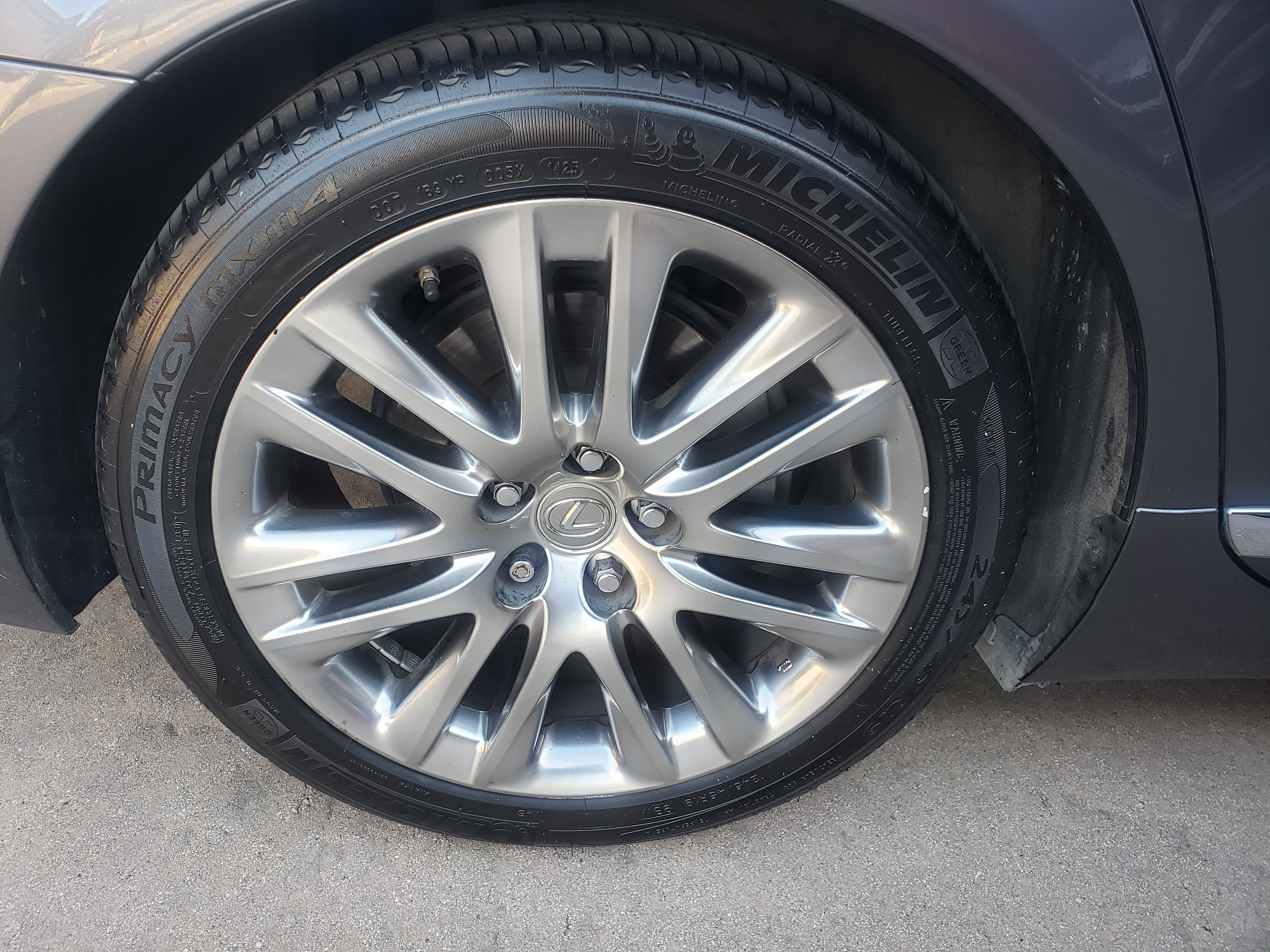 Used 2013 Lexus LS 460 RWD image 14