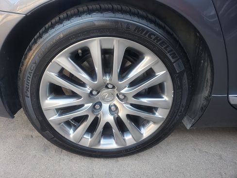 Used 2013 Lexus LS 460 image 14