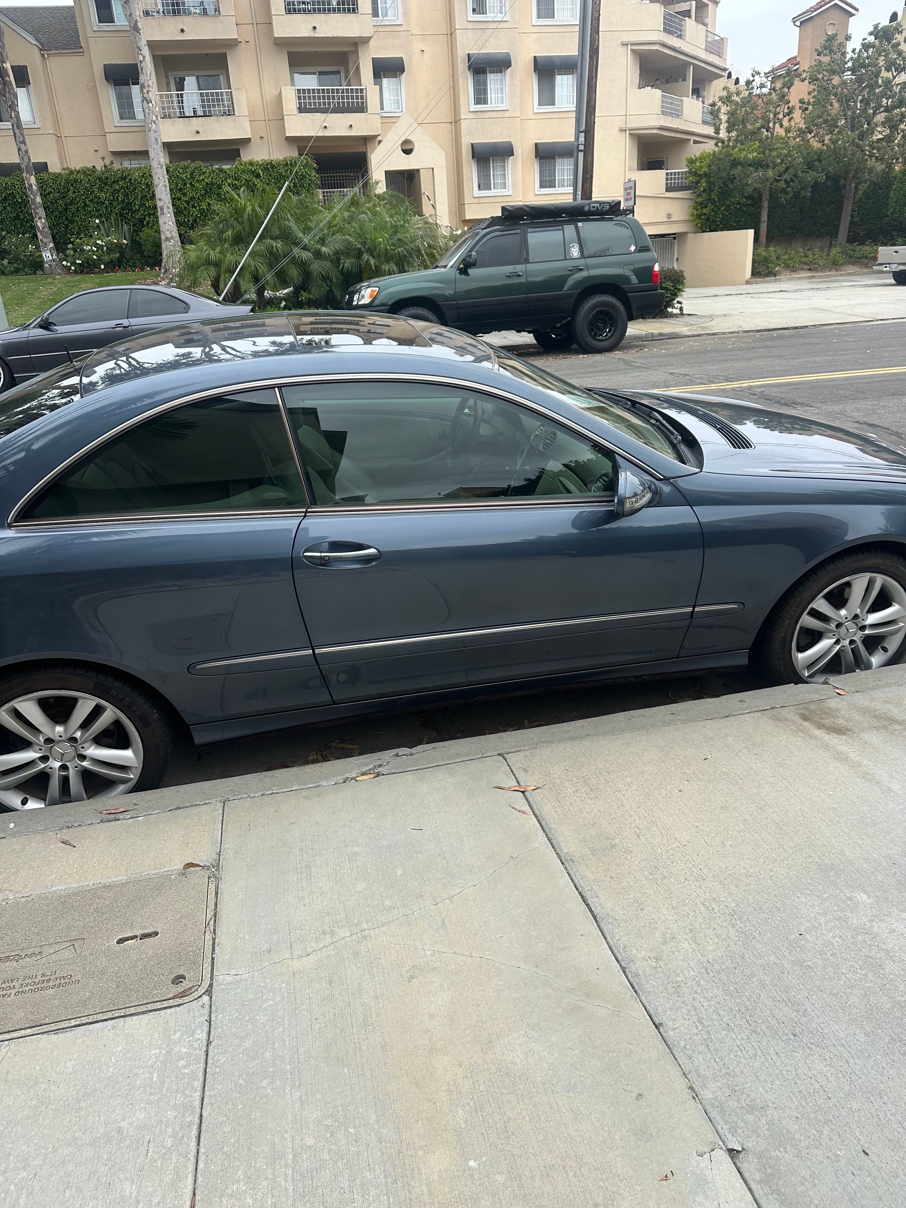 Used 2006 Mercedes-Benz CLK 350 Coupe image 5