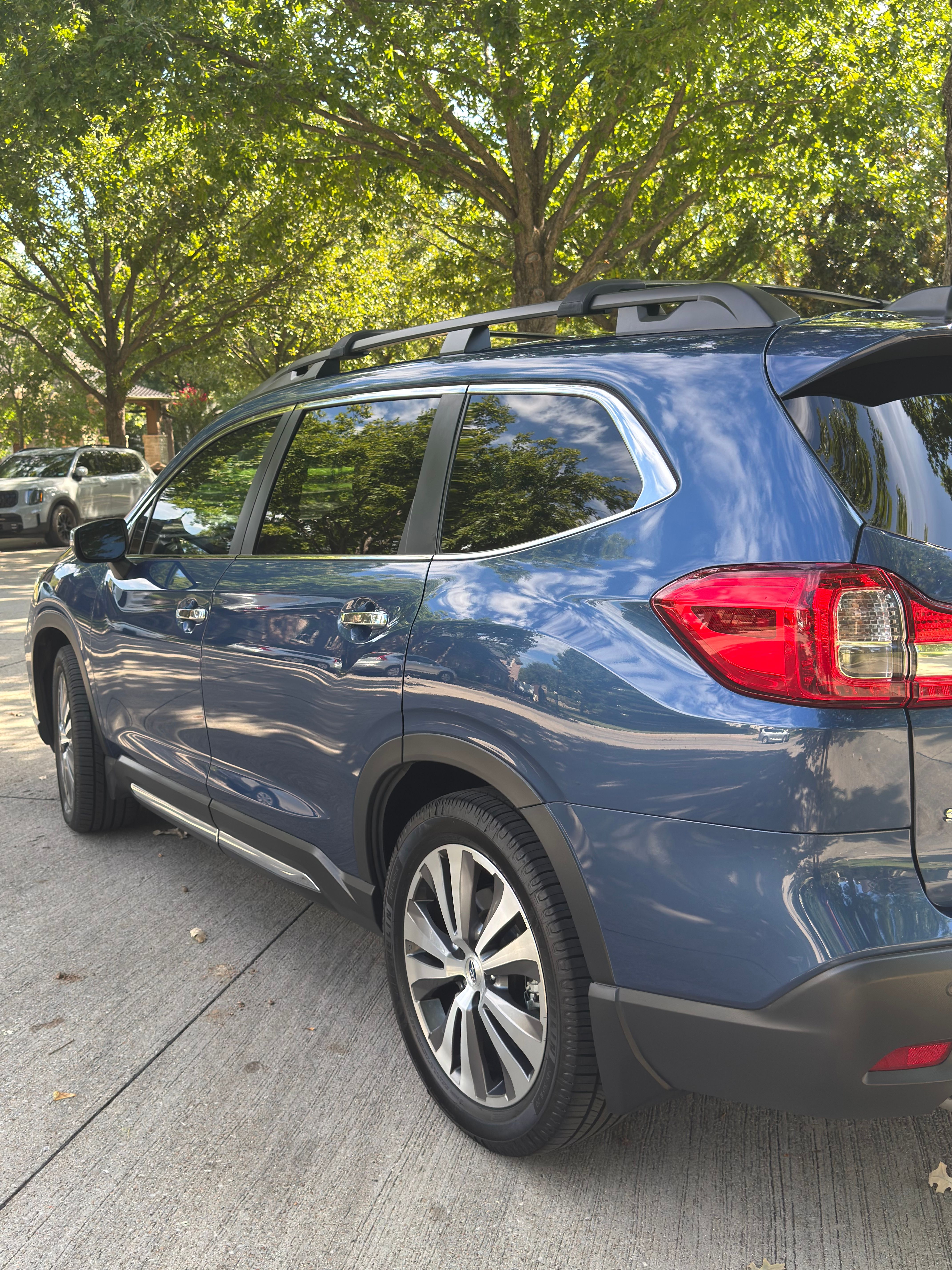 Used 2022 Subaru Ascent Touring w/ Popular Package #2A AWD/4WD image 2