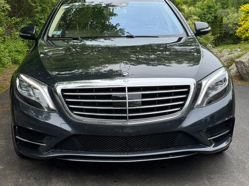 Used 2017 Mercedes-Benz S 550 4MATIC Sedan image 8