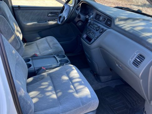 Used 2000 Honda Odyssey EX image 9