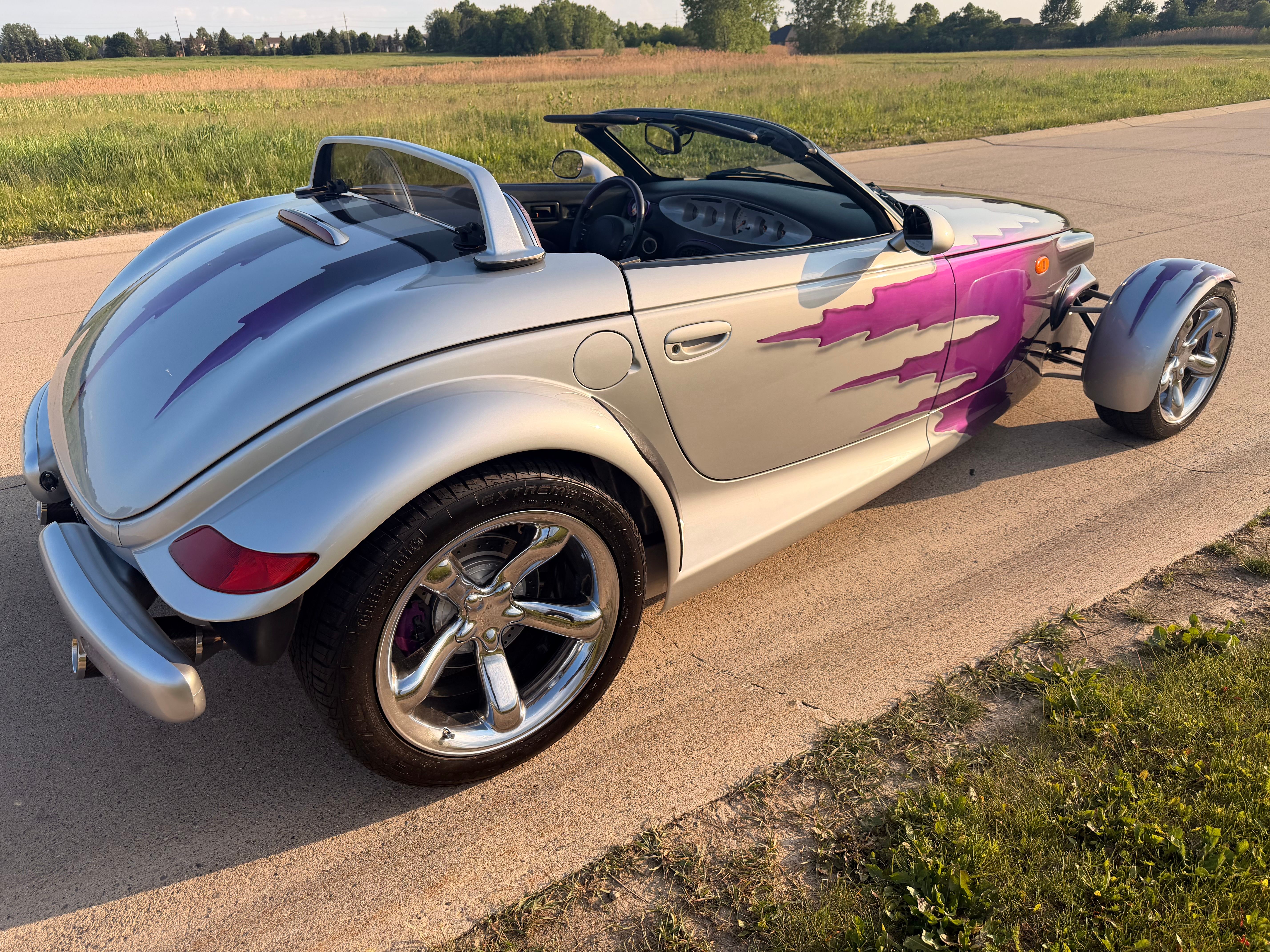 Used 2000 Plymouth Prowler RWD image 4