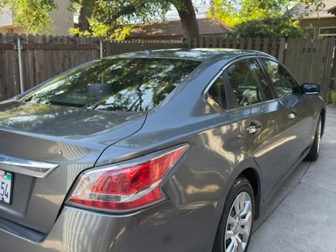 Used 2015 Nissan Altima 2.5 S w/ Power Driver Seat Package FWD image 5