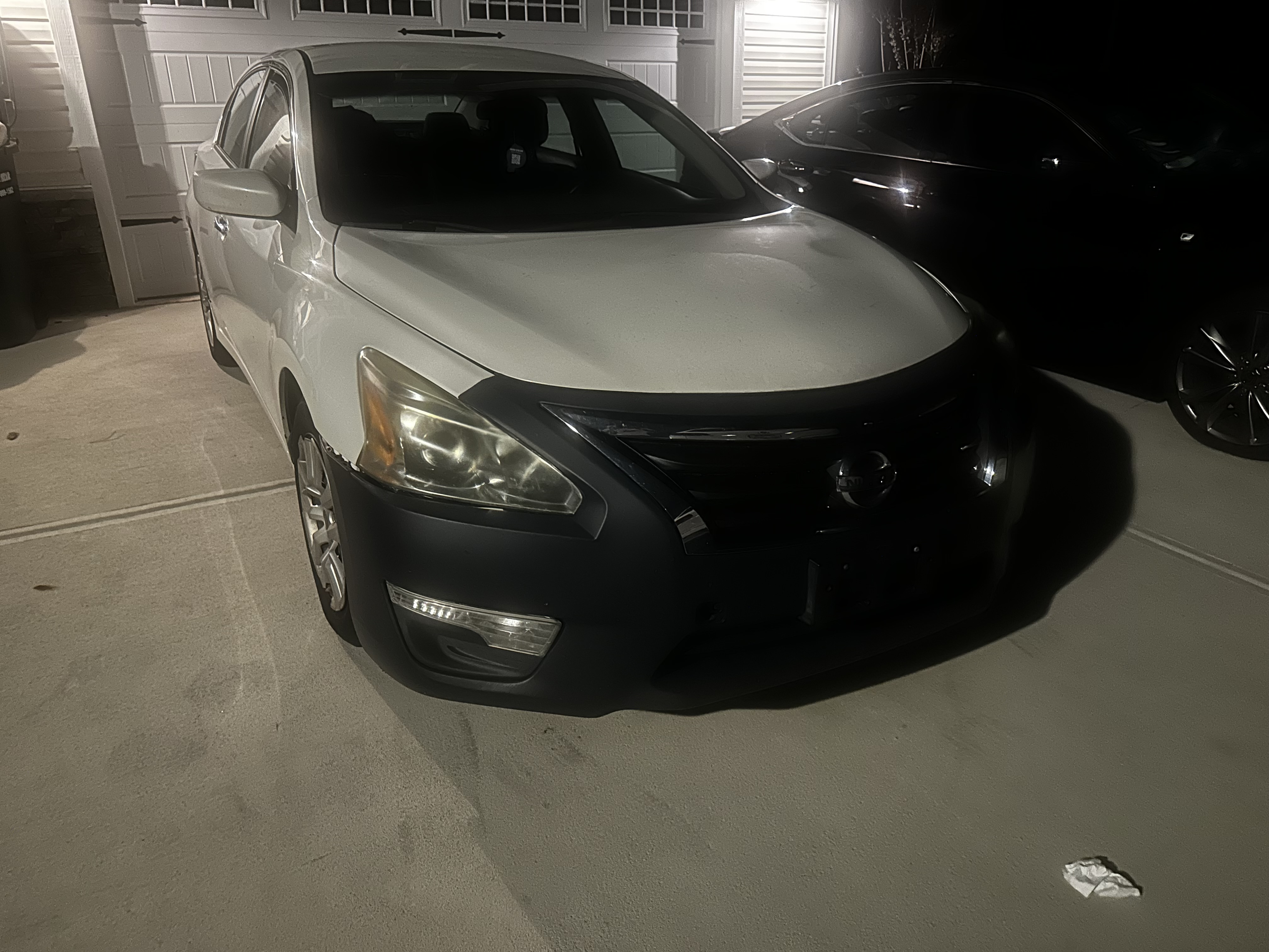 Used 2014 Nissan Altima 2.5 S FWD image 1