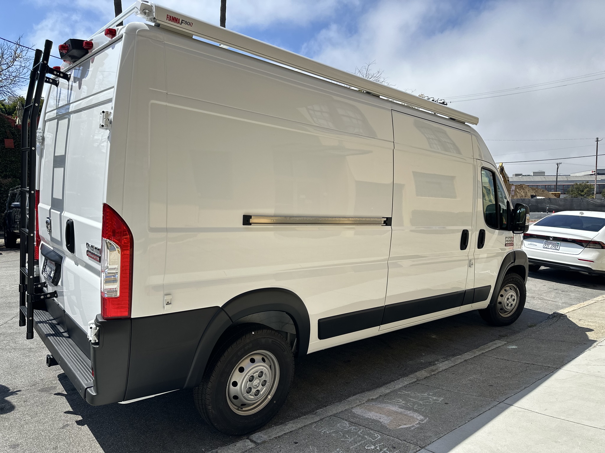 Used 2022 RAM ProMaster 2500 w/ Interior LED Lighting Group FWD image 17