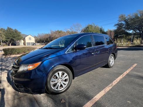 Used 2016 Honda Odyssey SE image 16