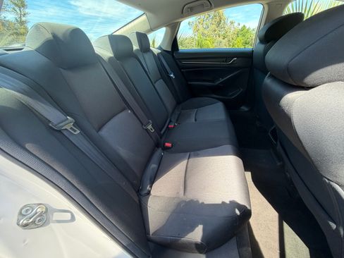 Used 2018 Honda Accord LX image 14