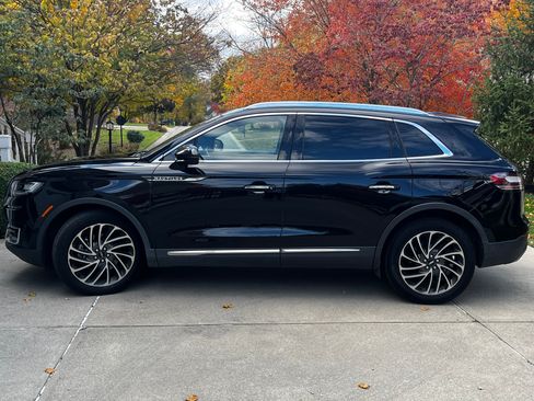 Used 2020 Lincoln Nautilus Reserve w/ Equipment Group 201A image 4