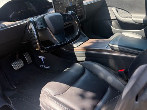 Used 2021 Tesla Model S Plaid AWD/4WD image 12