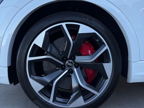 Used 2021 Audi RS Q8 Sport Utility 4D image 14