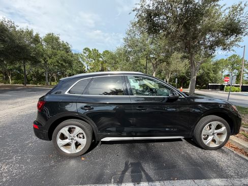 Used 2021 Audi Q5 2.0T Premium Plus AWD/4WD image 5