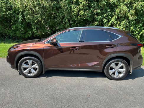 Used 2017 Lexus NX 300h AWD w/ Luxury Package image 1