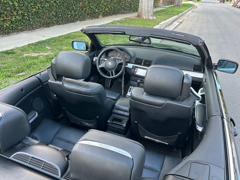 Used 2004 BMW 330Ci Convertible image 10