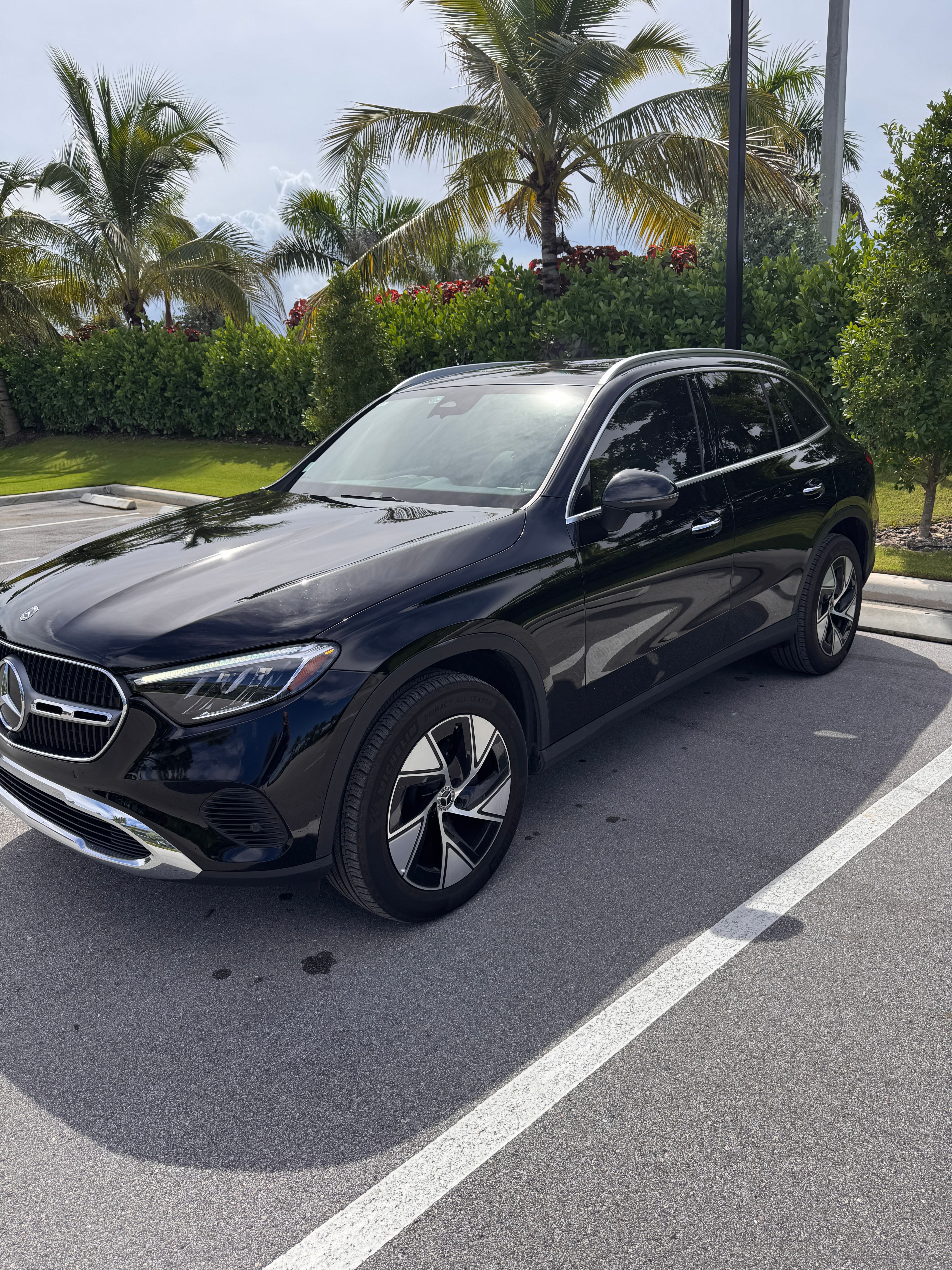 Used 2024 Mercedes-Benz GLC 300 4MATIC image 5