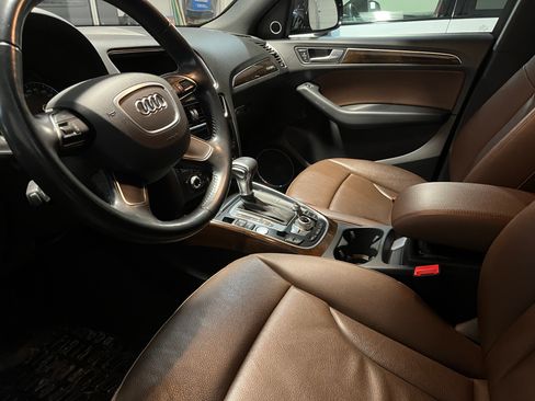 Used 2016 Audi Q5 2.0T Premium Plus w/ Technology Package image 5