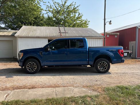Used 2022 Ford F150 XLT w/ Equipment Group 302A High AWD/4WD image 4