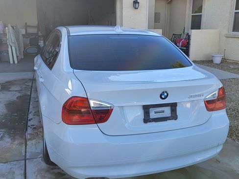 Used 2006 BMW 325i Sedan image 12