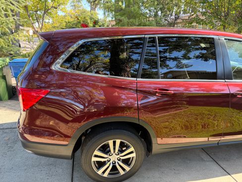 Used 2018 Honda Pilot EX-L image 2