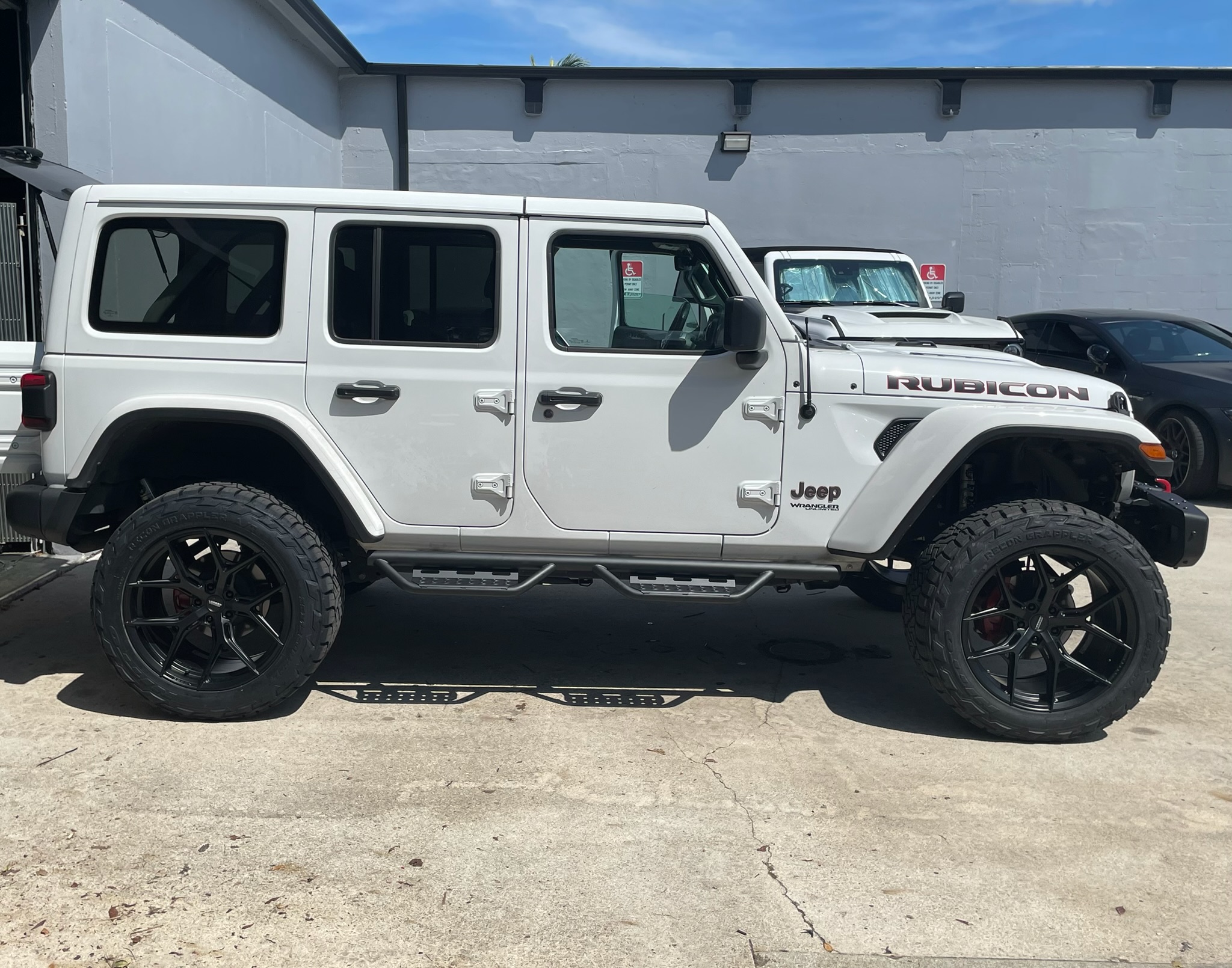 Used 2021 Jeep Wrangler Unlimited Rubicon AWD/4WD image 1