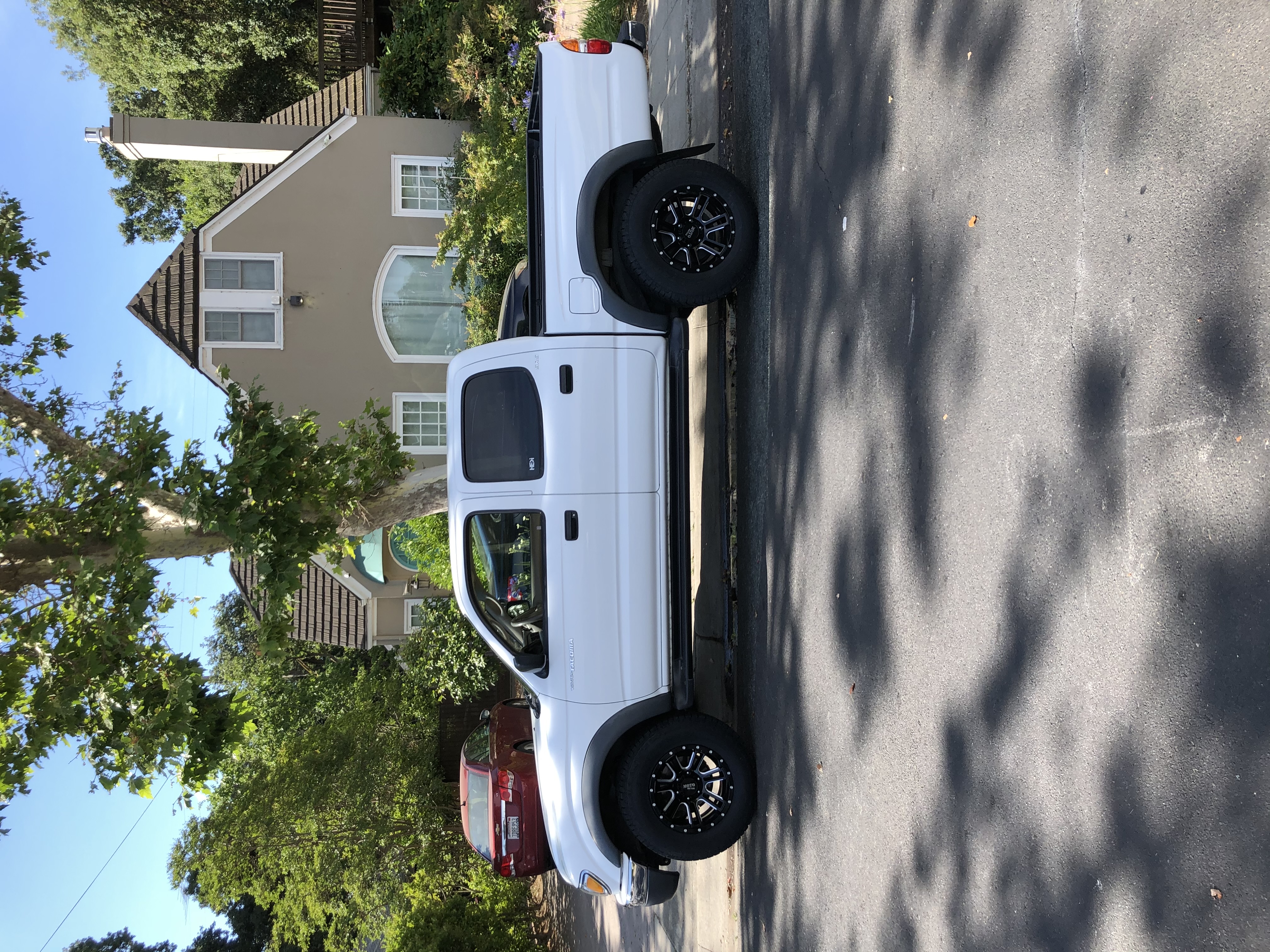 Used 2004 Toyota Tacoma PreRunner w/ Convenience Pkg RWD image 9