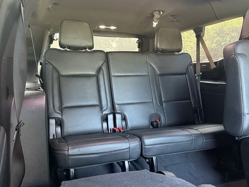Used 2021 GMC Yukon XL Denali w/ Denali Premium Package AWD/4WD image 26