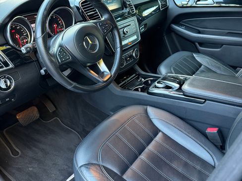 Used 2017 Mercedes-Benz GLS 450 4MATIC image 9