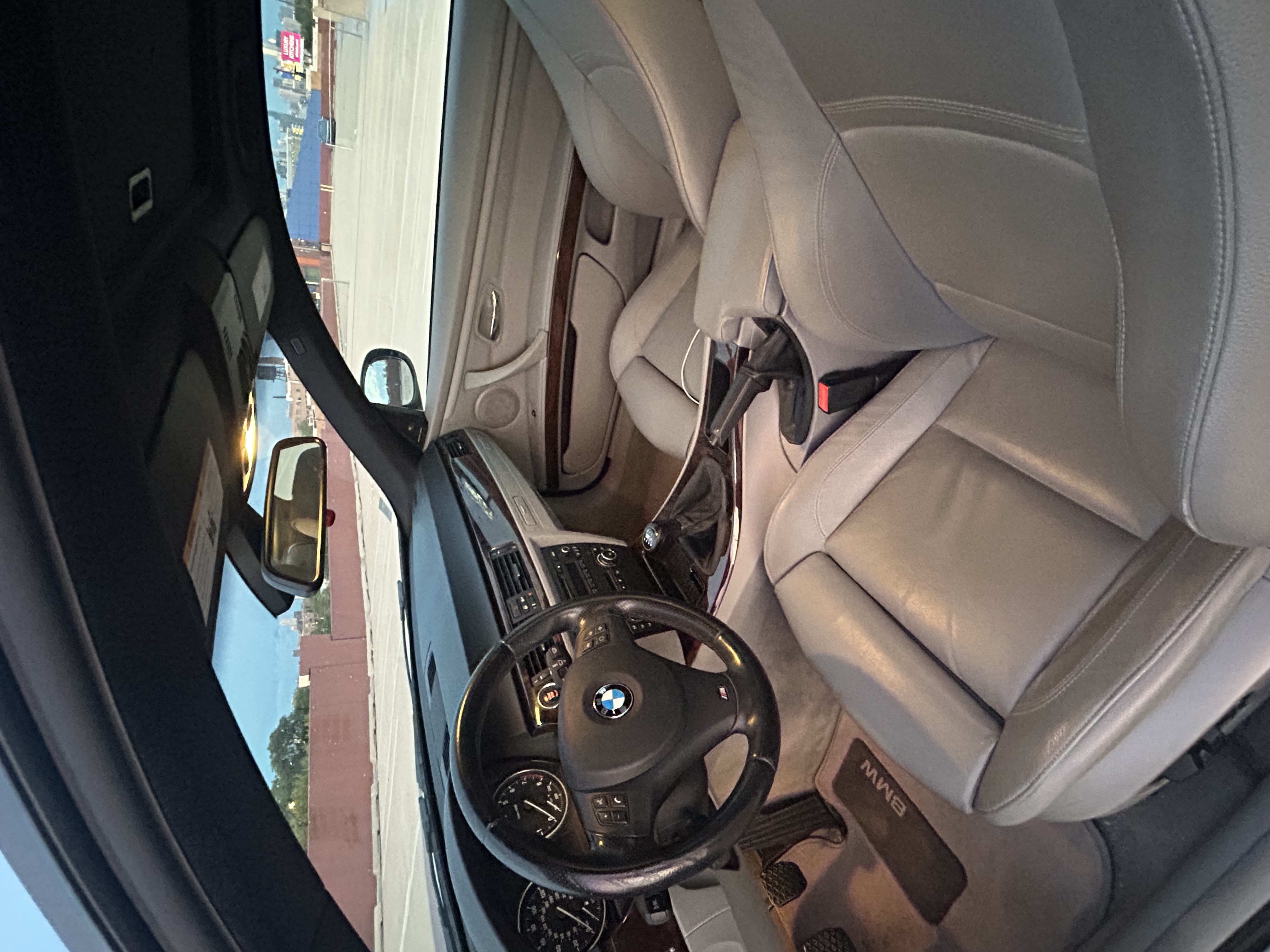 Used 2011 BMW 335i Coupe RWD image 10
