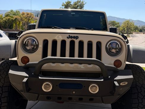 Used 2011 Jeep Wrangler Unlimited Sport image 5
