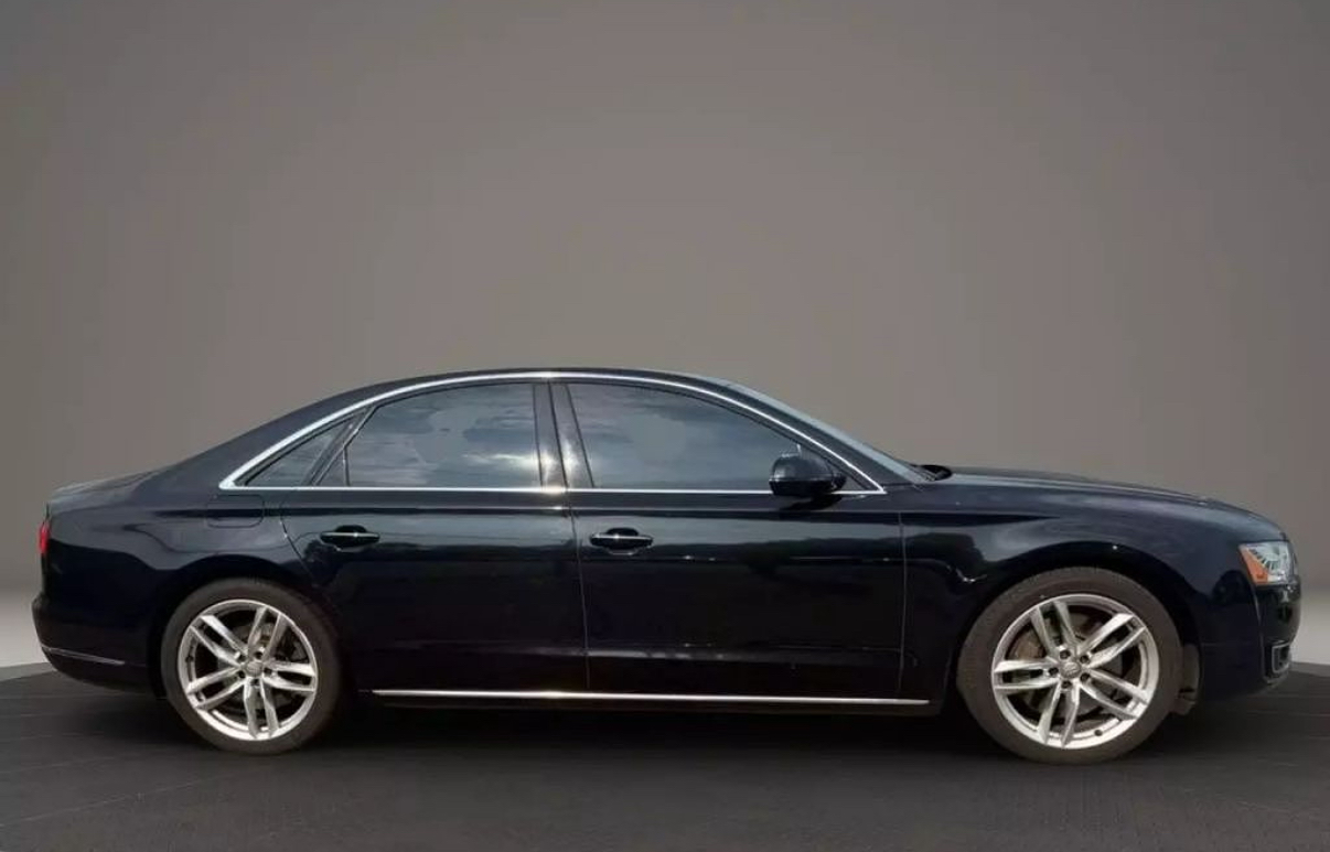 Used 2015 Audi A8 3.0T AWD/4WD image 4