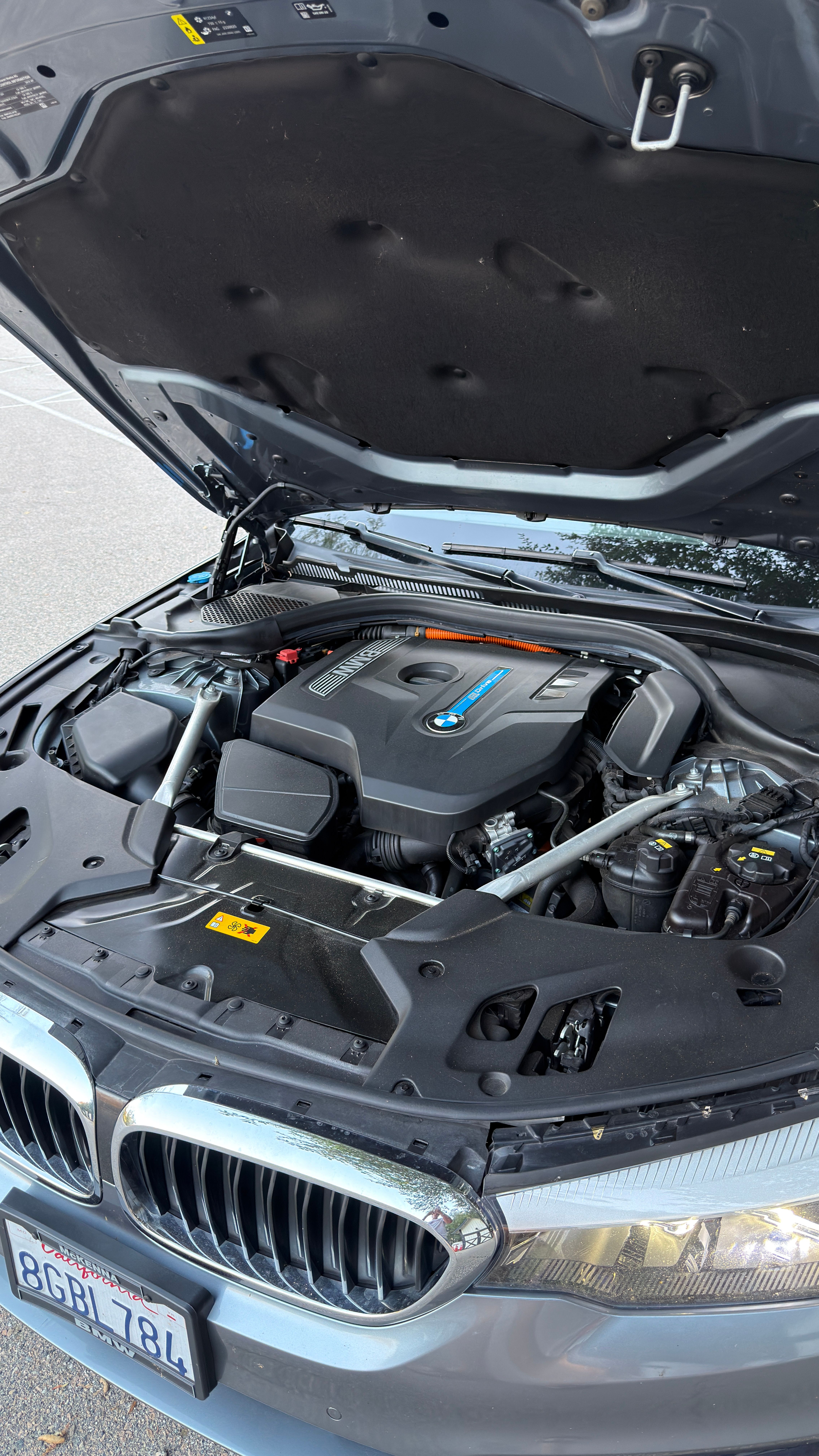 Used 2018 BMW 530e w/ Premium Package 2 RWD image 12
