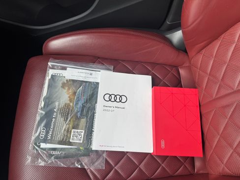 Used 2022 Audi SQ7 Premium Plus w/ SQ7 Executive Package AWD/4WD image 22