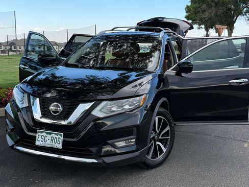 Used 2018 Nissan Rogue SL w/ Premium Package AWD/4WD image 1