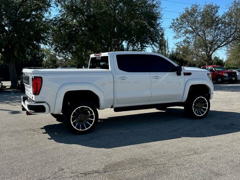 Used 2022 GMC Sierra 1500 AT4 w/ AT4 Premium Package image 4