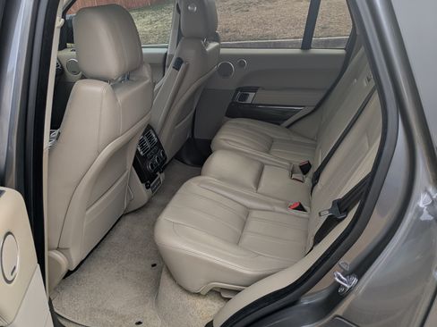 Used 2017 Land Rover Range Rover Supercharged image 23