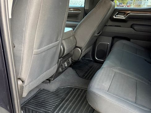 Used 2023 Chevrolet Silverado 1500 LT AWD/4WD image 17