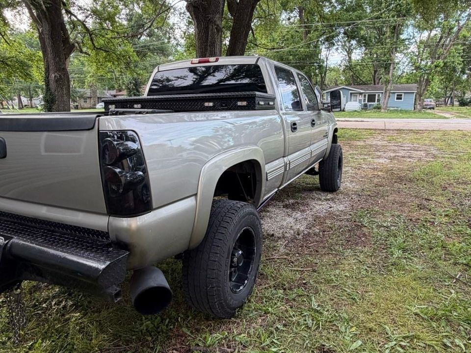 Used 2002 Chevrolet Silverado 2500 LS RWD image 5